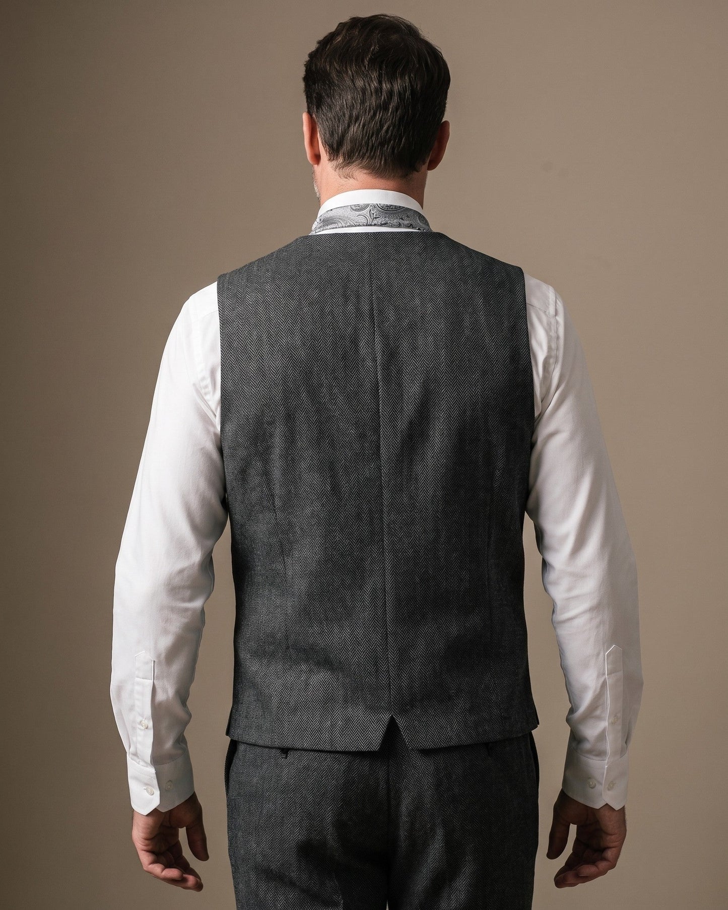 Guido Herringbone Tweed Vest